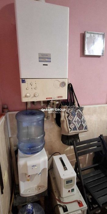 Продається двоповерховий будинок