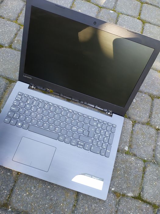 Lenovo  Ideapad 320, i5-8250 8x1,6Ghz ,12Gb ddr4 ,SSD 256Gb,FullHD 15,6",Win11