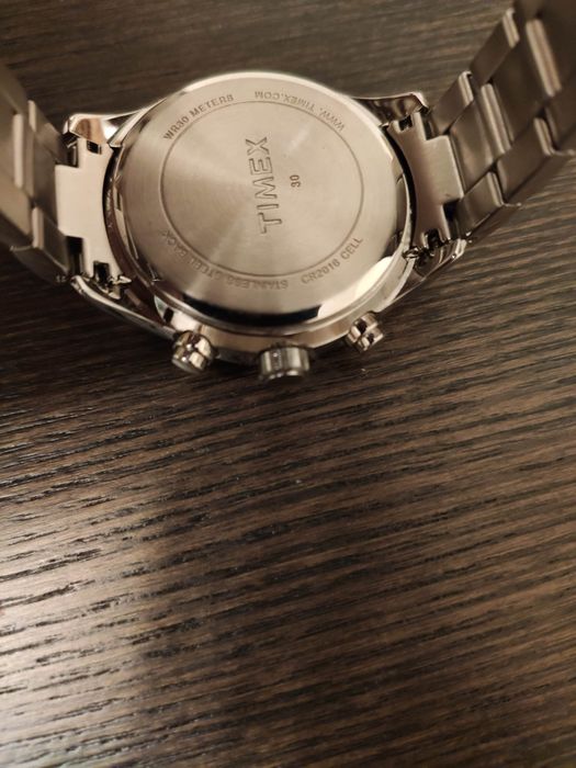 Relógio Timex modelo TW2P93600