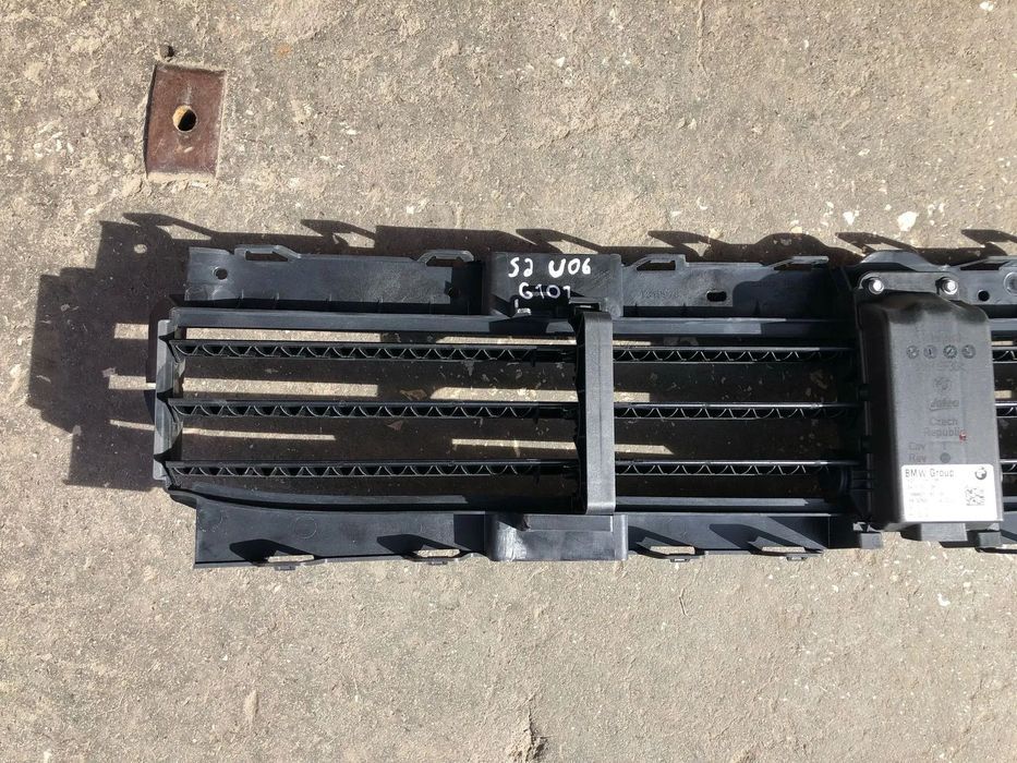 BMW 2 U06 GRELHA FRENTE VENTILAÇÃO AR -  G101