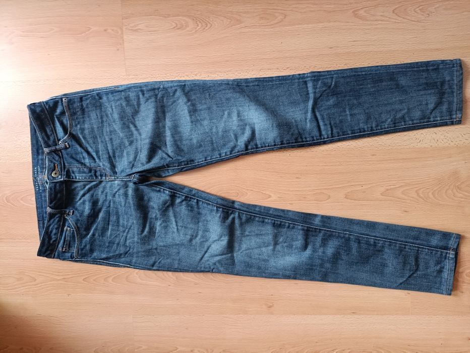 Dżinsy Esprit W28/L32