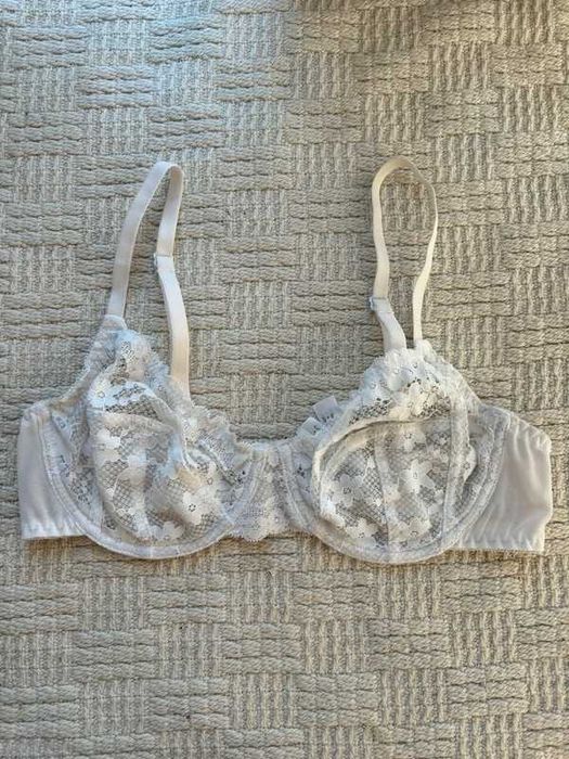 Damski stanik biustonosz biały koronkowy fiszbina 75C koronka white