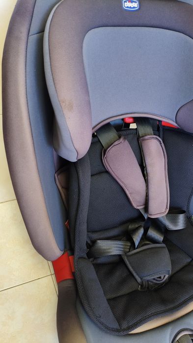 Cadeira de bebe auto