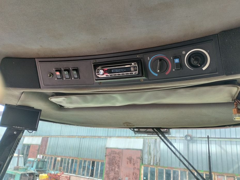 Комбайн зернозбиральний Case 2166