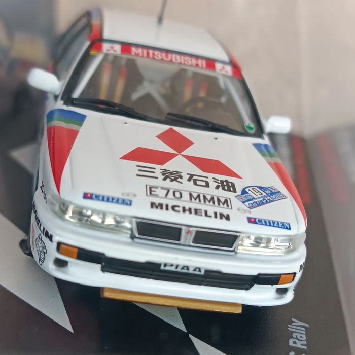 Mitsubishi Galant VR-4 1/43