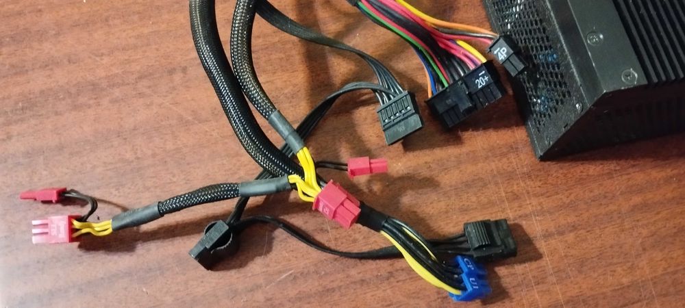 БП Super Flower SF-500P14FG 80 Plus Platinum Silent