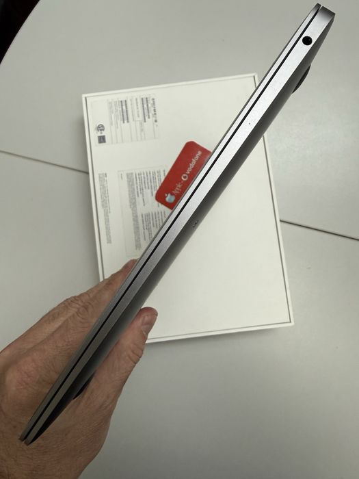 MacBook Air 13" i5 256GB S. Gray ідеал mid 2019