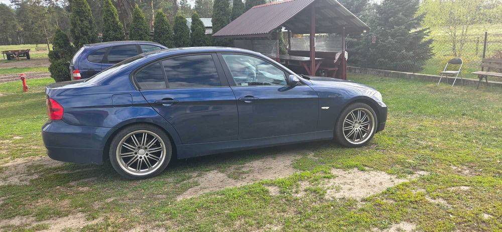 Samochody BMW E90