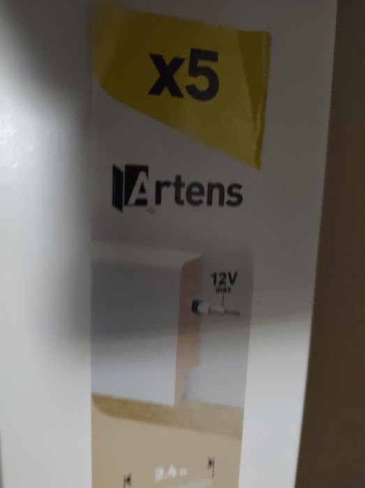 10 szt. Listwy przypodłogowe białe ARTENS MDF 8cm/1,5cm/240cm