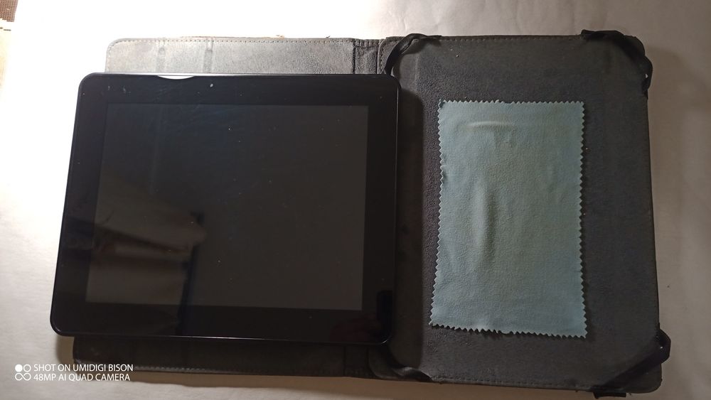 Планшет Impression ImPAD 9702.