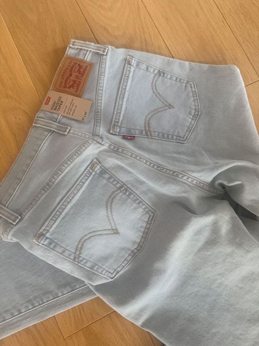 Джинси Levi’s жіночі