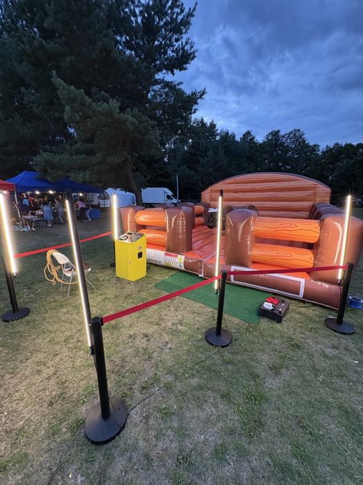 Byk rodeo | Dmuchańce, animacje  warsztaty, piana party, fotobudka