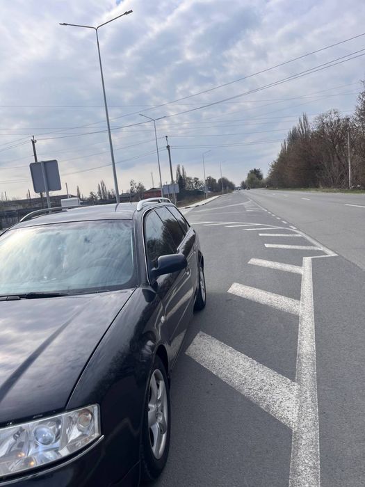 Audi A6 C5.