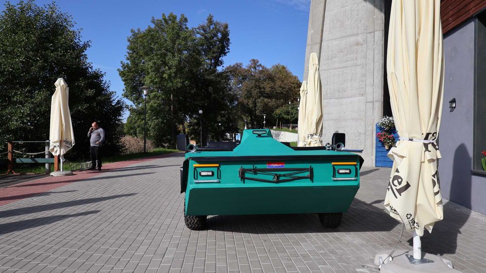 Amfibia 4x4 EV łódka samochód