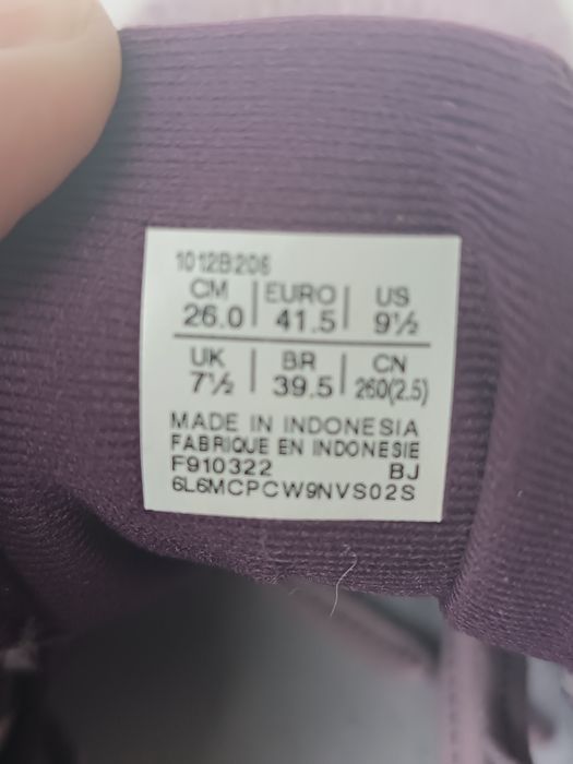 Кросівки Asics 41 розміру