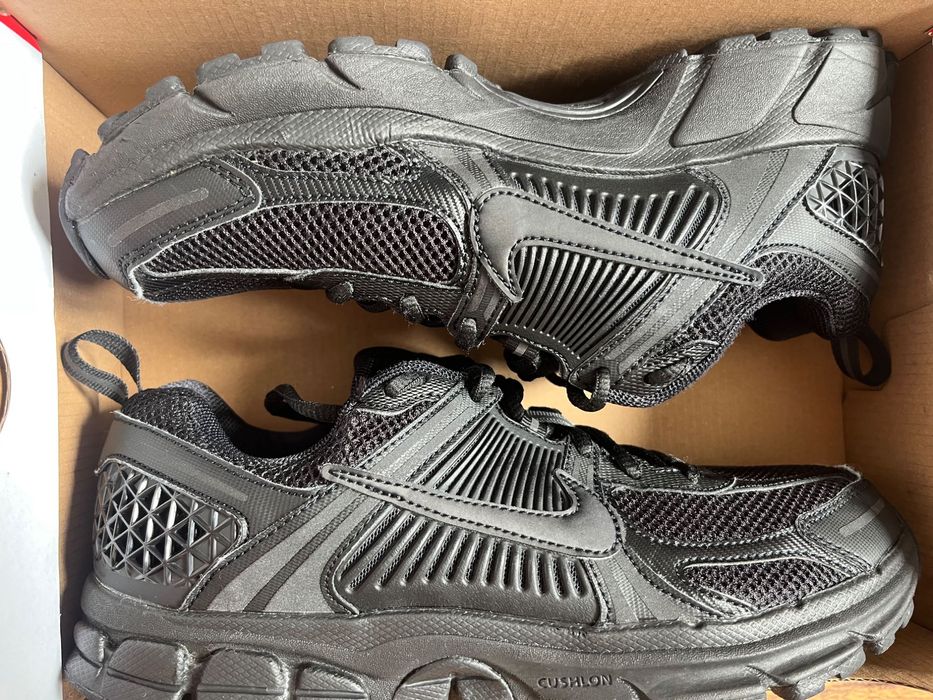 buty nike vomero 5