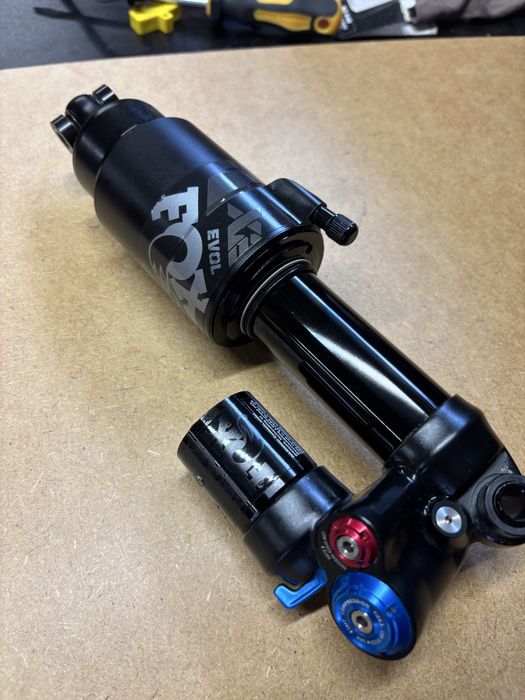 Damper fox float x2 230x65