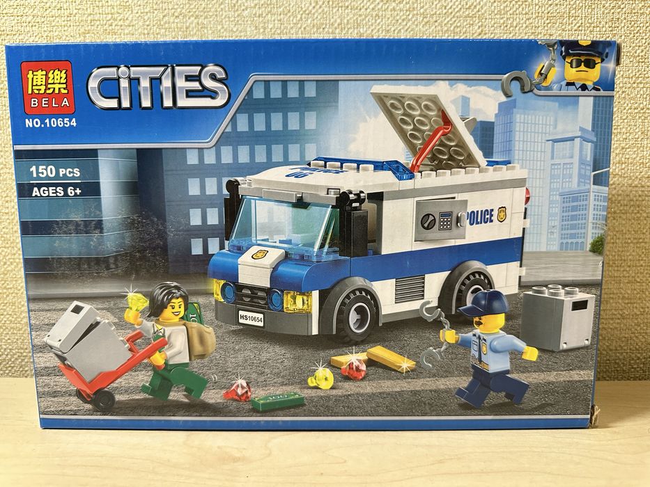 конструктор Bela Cities 10654 инкассаторская машина БУ