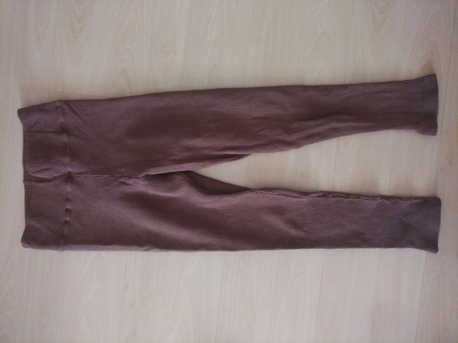 Legginsy brązowe prążek L