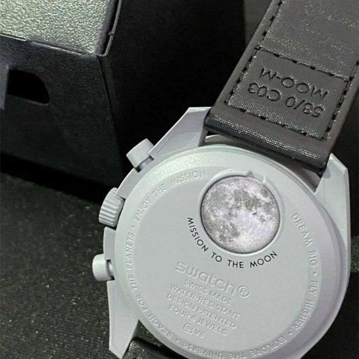 Omega x Swatch SO33M100 - Lunar Edition z Gratisem