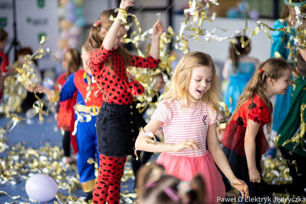 Niezapomniany bal karnawałowy dla dzieci/karnawał