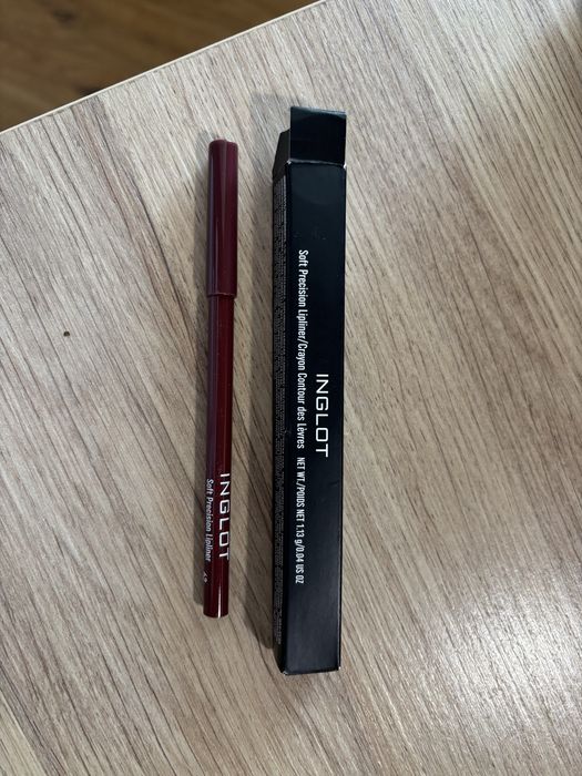 Konturówka do ust - Inglot - nr 62