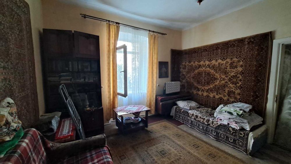 Продаж 2 кім. квартир (р-н Привокзальний ринок)