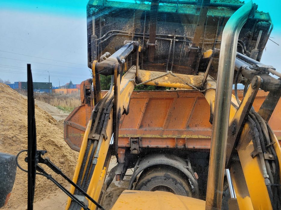 Usługi Koparko-Ładowarką Dawidy Bankowe