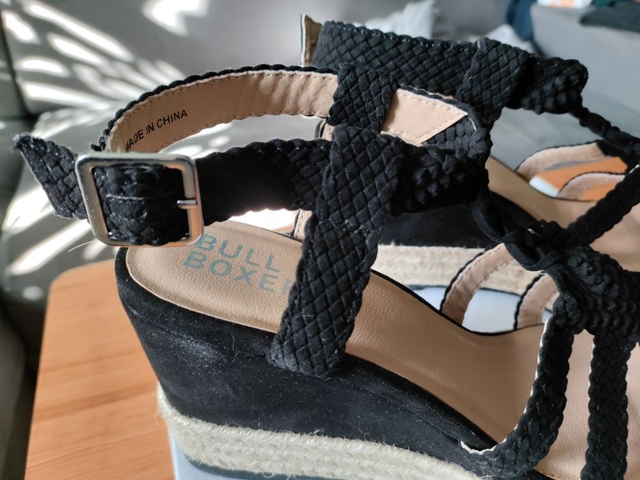 Espadryle, sandały na koturnie Bullboxer
