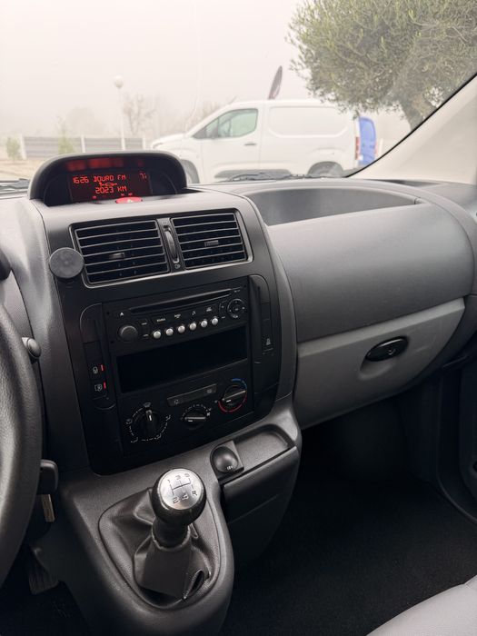 Peugeot Expert 2016 (3 lugares)