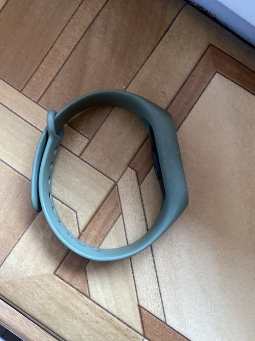 Фитнес браслет xiaomi mi band 2 и 3 модель