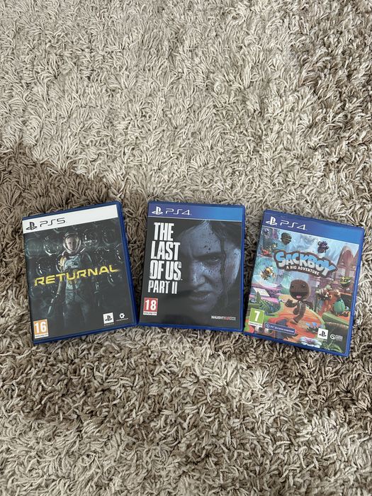 Playstation 5 + 3 диска в комплекті