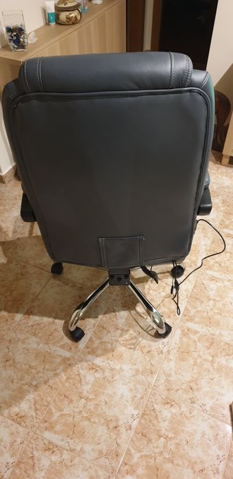 Artigo novo nunca utilizado! Cadeira de escritório (estilo executivo)