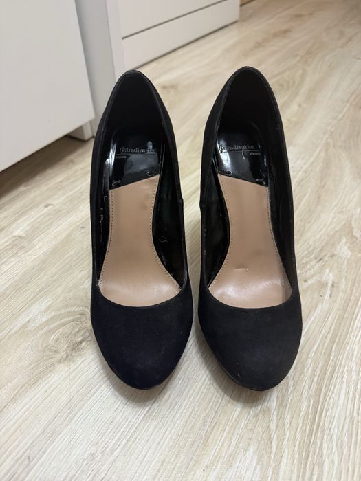 Buty na platformie Stradivarius