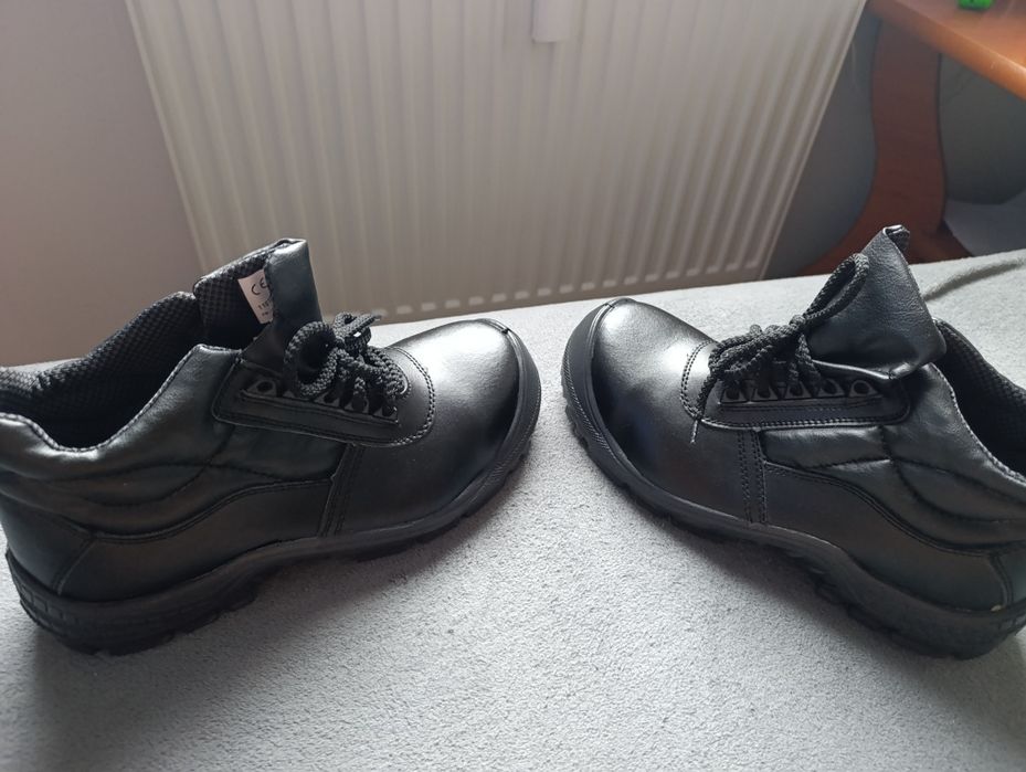 Buty robocze roz . 42