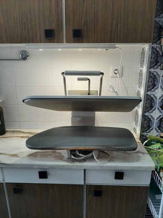 Tábua de engomar, ferro singer