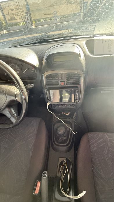 Mitsubishi carisma