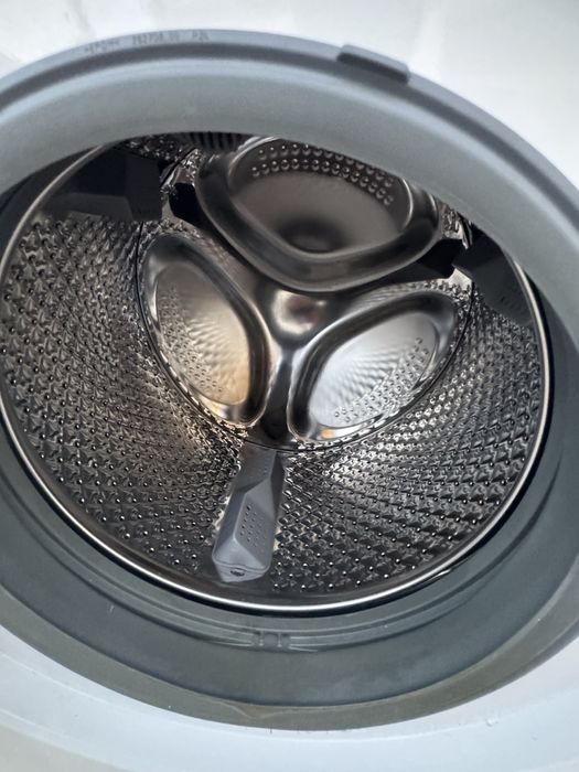 Para peças - Máquina lavar roupa encastrável 8kg 1400rpm A+++