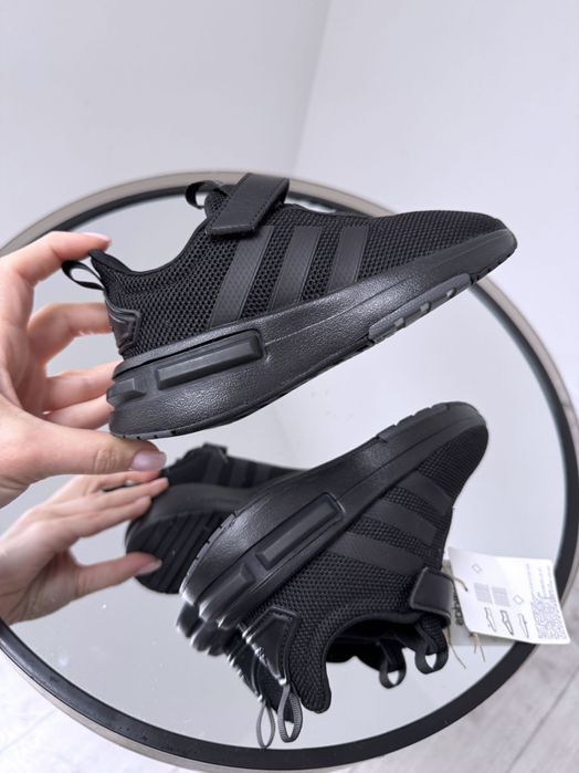 Легчайшие кроссовки на липучках Adidas RACER 28/30р