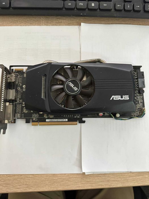 Відеокарта ASUS Radeon HD 5850 1GB