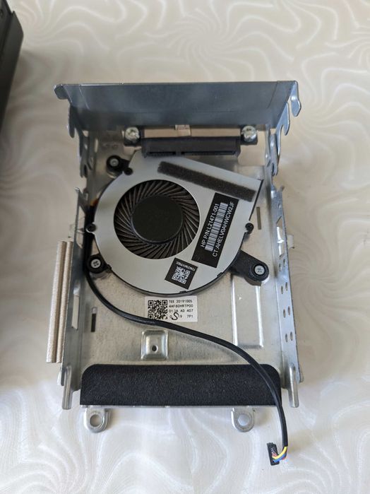 міні-ПК HP EliteDesk 705 G5 DM — Ryzen 5 3400G / Vega 11