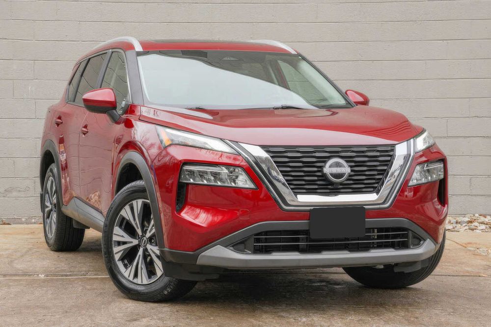 Nissan Rogue SV      2023