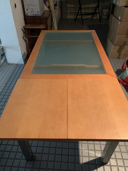 Mesa de cozinha madeira/ vidro c/ 4 cadeiras