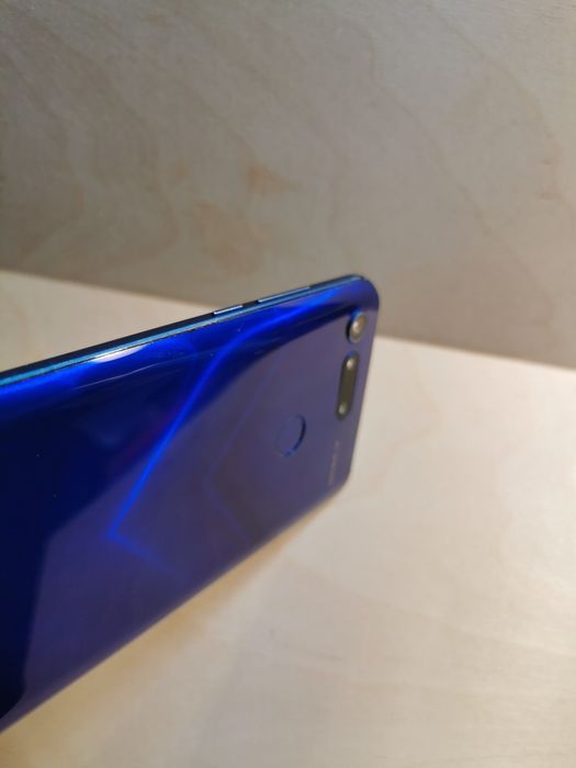 Honor View 20 8/256 Gb Ładny