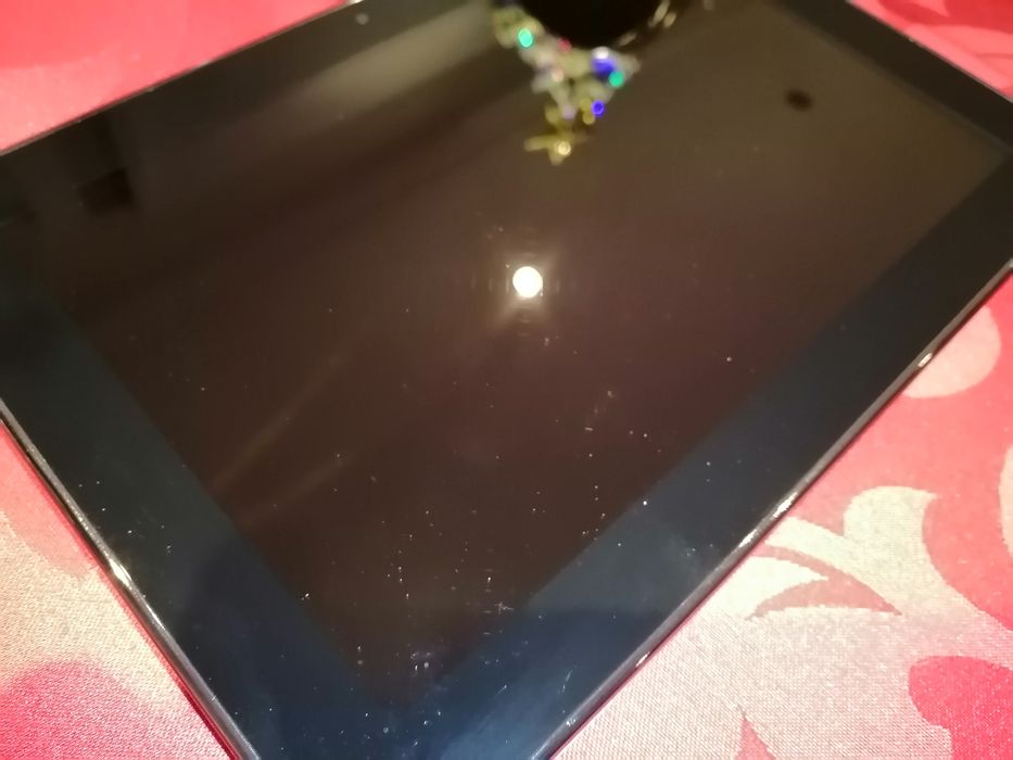 Tablet Coby 10" (c/avaria)