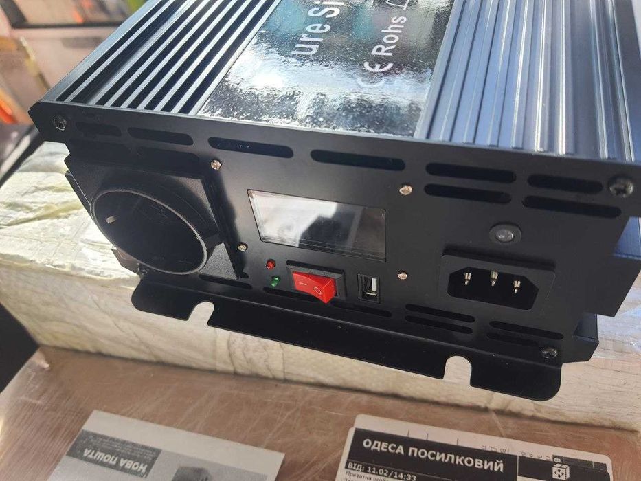 Інвертор 3000 w-6000 вт 12в 220V перетворювач Чистий синус із зарядкою