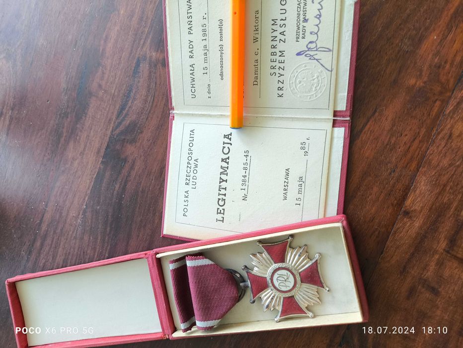 Srebrny Krzyż zasługi z legitymacją PRL