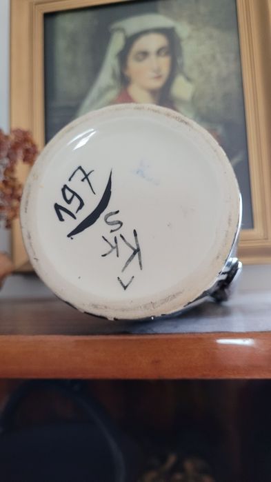 Ceramiczny stary wazon dzbanek
