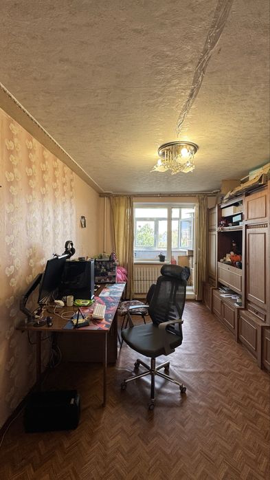 Продам 3 ккв в Чугуеве ( рн 7й школы )