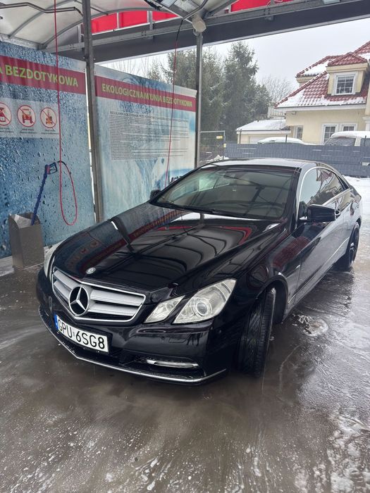Mercedes-Benz Klasa E Mercedes E200 Coupé